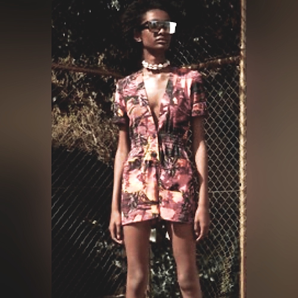 Zara Plunging V Aloha Sunset Hawaiian Shirt Print Romper. - Picture 3 of 5